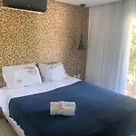 Pratagy Quarto E Sala Com Jacuzzi